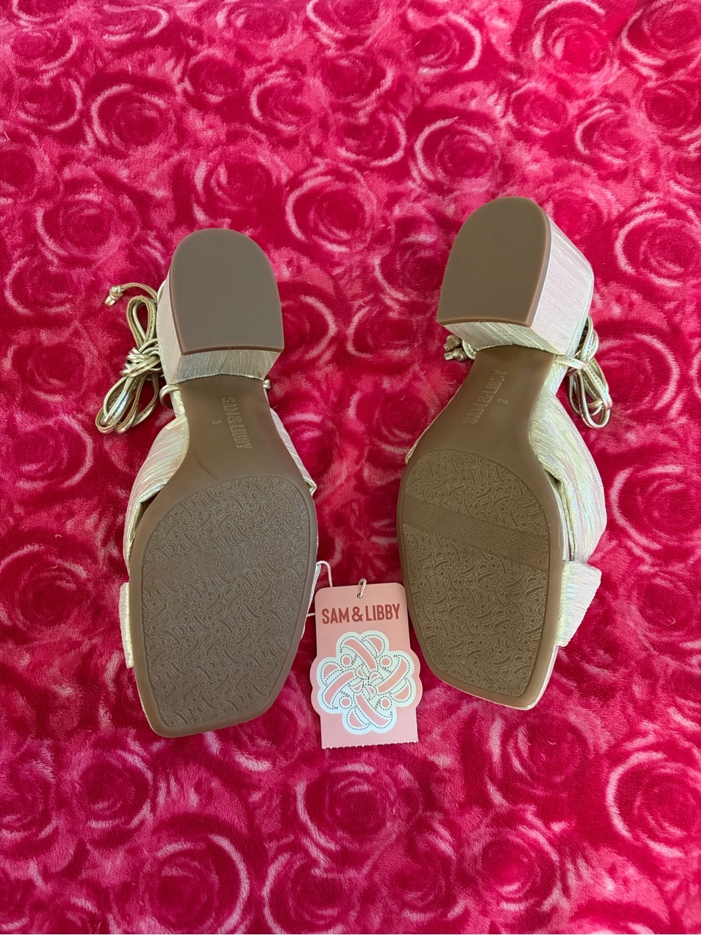 ❤️Sam & Libby Women’s Gold Block Heel Sandals with Ankle Tie New in Box Size 8 - Picture 8 of 11